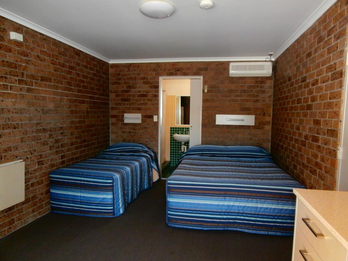 The Canungra Motel Buitenkant foto